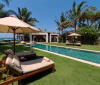 Villa Majapahit Maya, Hamacas